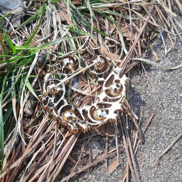 Monet Multi Rhinestones Brooch Pin 💋💘💫 - Picture 3 of 4